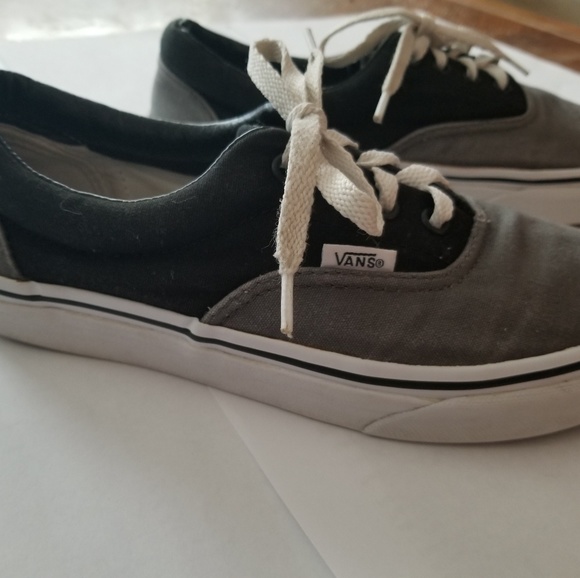 Classic Vans - Picture 2 of 7